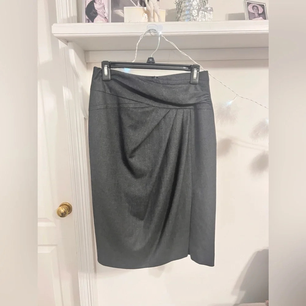 Laurèl Wool Like Gray Knee Length Pencil Skirt